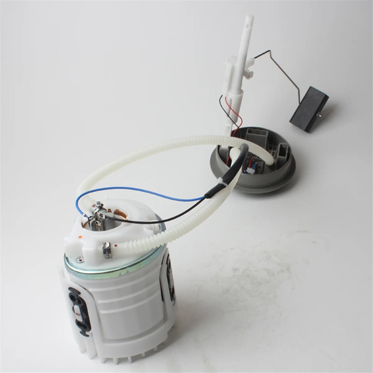 Electrical Fuel Pump Assembly 1H0919641Q 1H0919651Q 1H0919051AJ 1H0919051K 140919651Q for Before Jetta 5 Valve 05