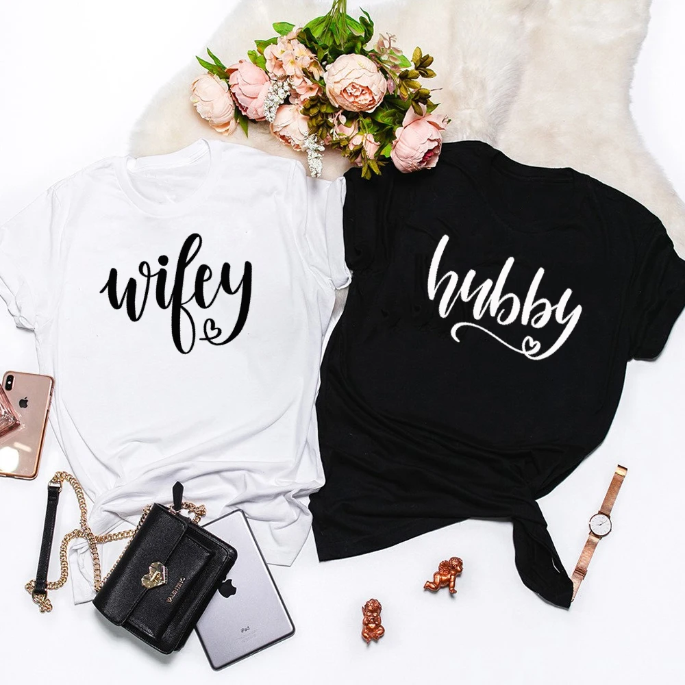 

Wifey & Hubby T-shirt Unisex 90s Valentine's Day Tee Top Personalized Newly Couples Gift Tshirt For Women Drop Ship