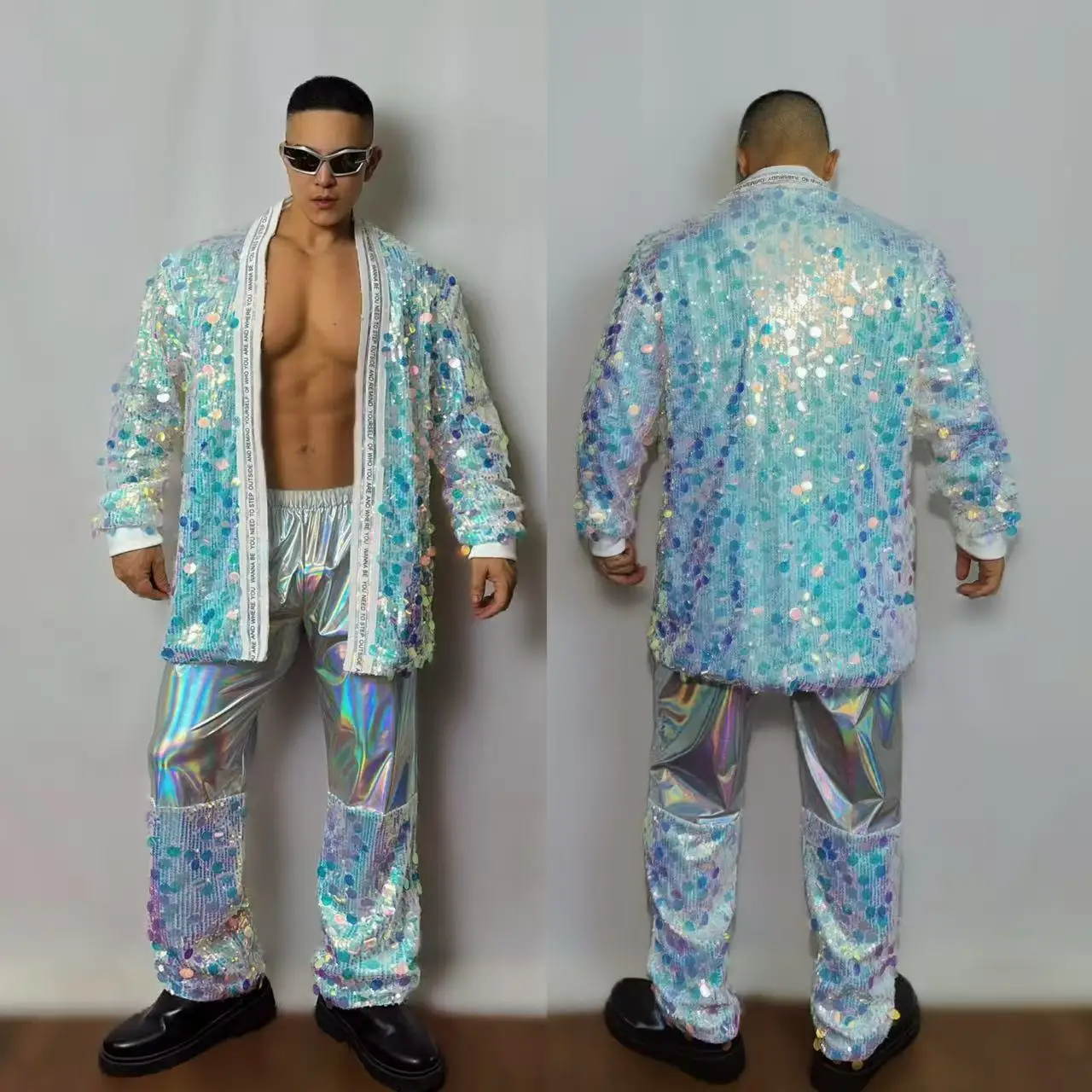 

Men's Hip Hop Dance Set Sparkly Sequins Coat Pants 2 Piece for Bar Nightclub Rock Singer Stage Performance Costume Party Outfit