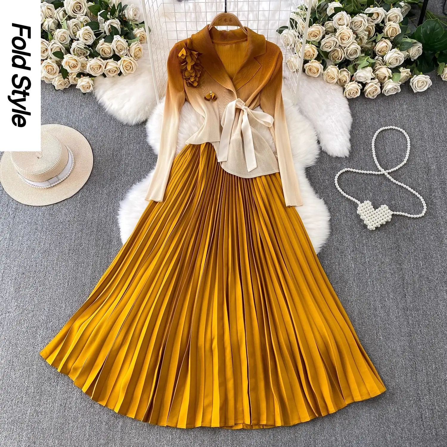 

Miyake постепенное изменение цвета складной дизайн трехмерный костюм тычинка воротник платье талия элегантное плиссированное платье