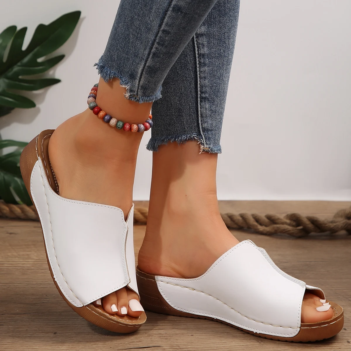 Womens Wedges Slippers For White Med Heels Faltform Sandals PU Leather Gladiator Sandalias Mujer Fashion Comfort Non-Slip Slides