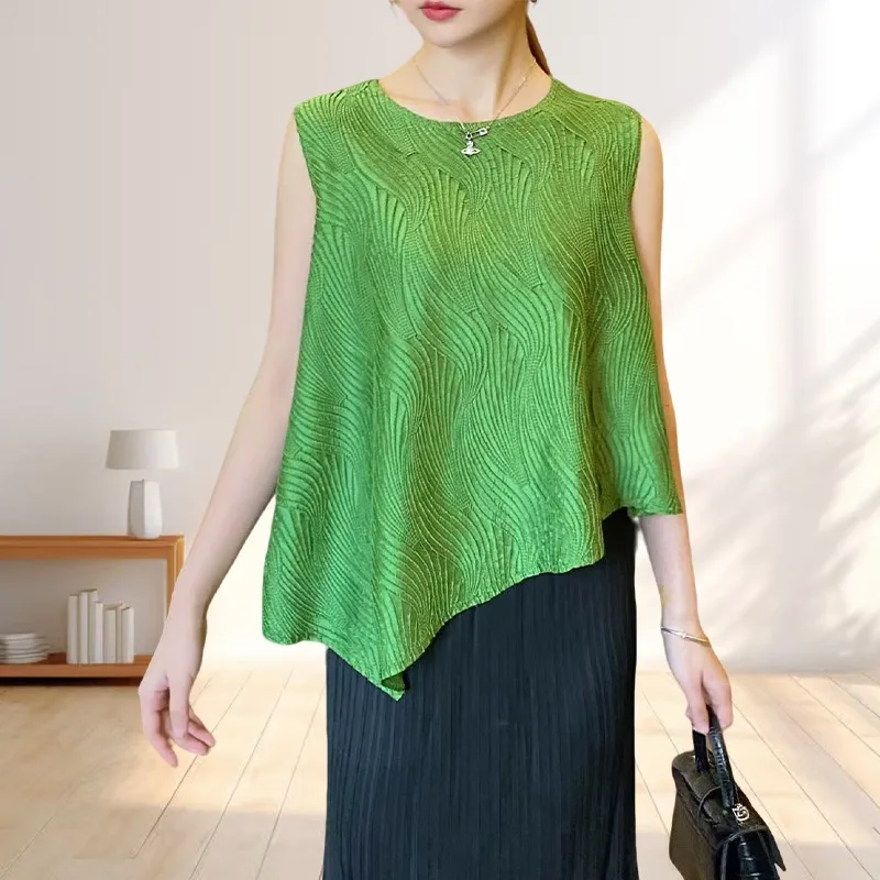 

Miyake Pressed Pleated Embroidered Peplum T-shirt Women 2025 Summer New Thin Pleated Tops Female Sleeveless Stretch Clothing