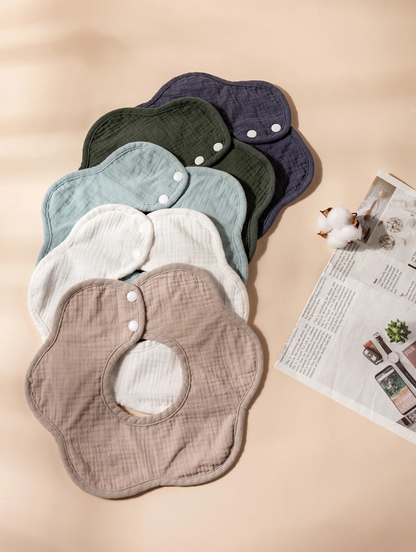 Bavoir en coton doux pour nouveau-né, serviette de salive pour bébé, écharpe en gaze, pétale de 360 degrés, fournitures d'alimentation pour garçon et fille