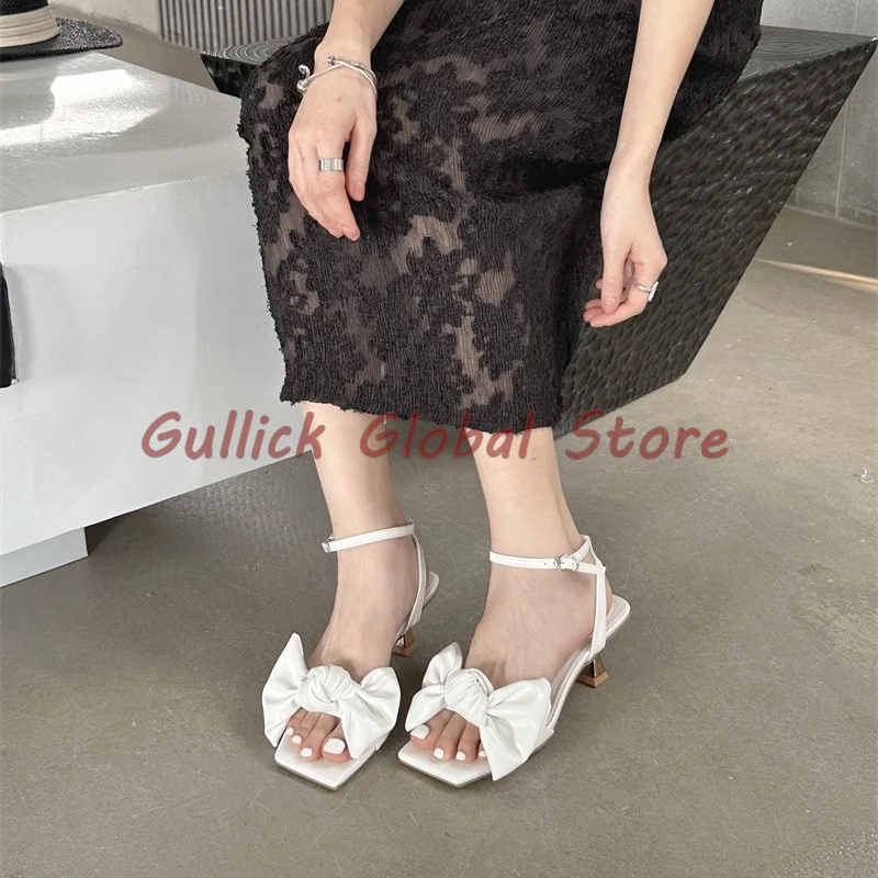 

2024 New Arrival PU Square Toe Big Butterfly Knot Decoration Shallow Ankle Buckle Sandals Summer Dress Elegant Stiletto Cheap