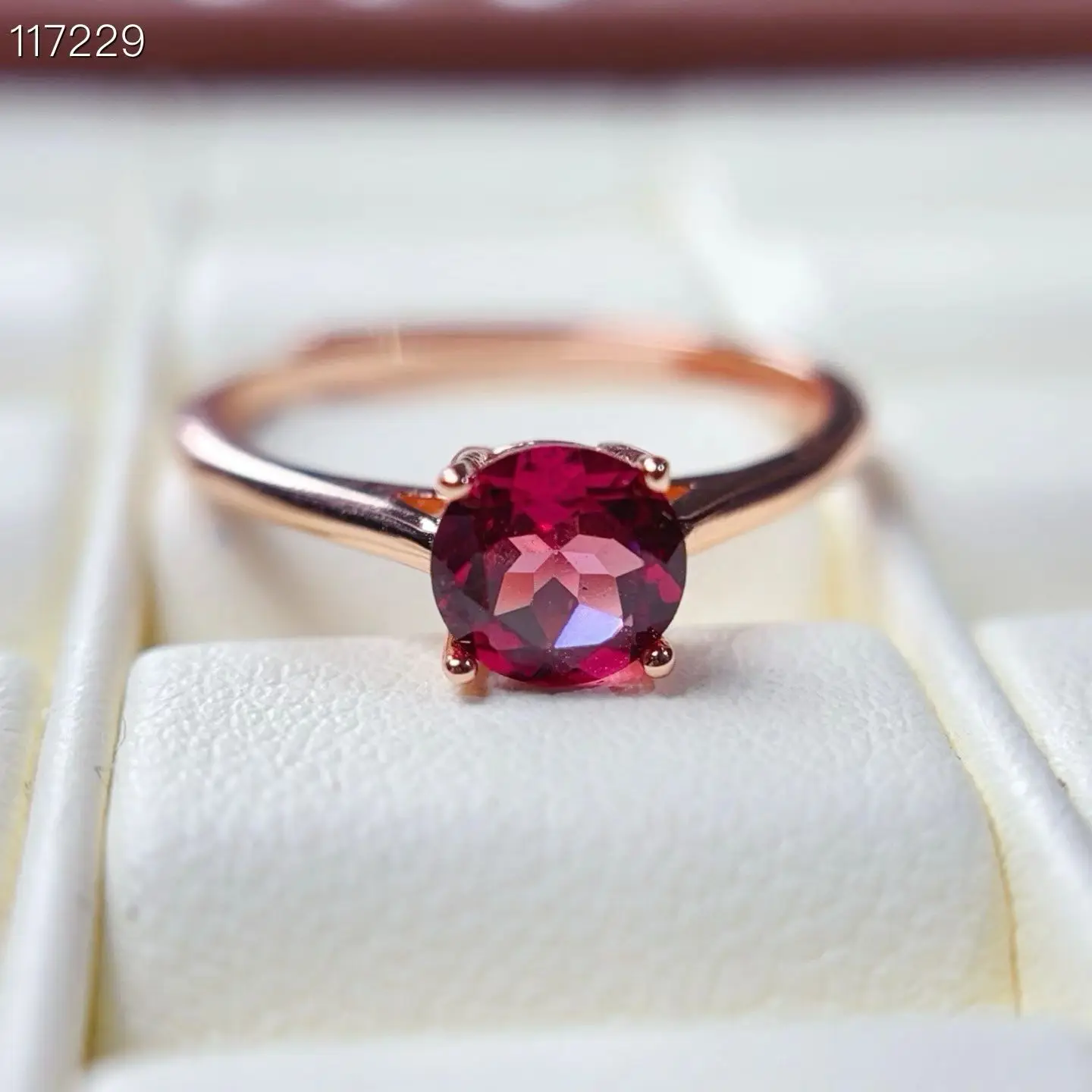 

Простое кольцо из серебра 925 пробы с драгоценным камнем, кольцо из натурального пиропа с гранатом, 7 мм, 1 карат VVS, ювелирное изделие с гранатом, подарок для женщин