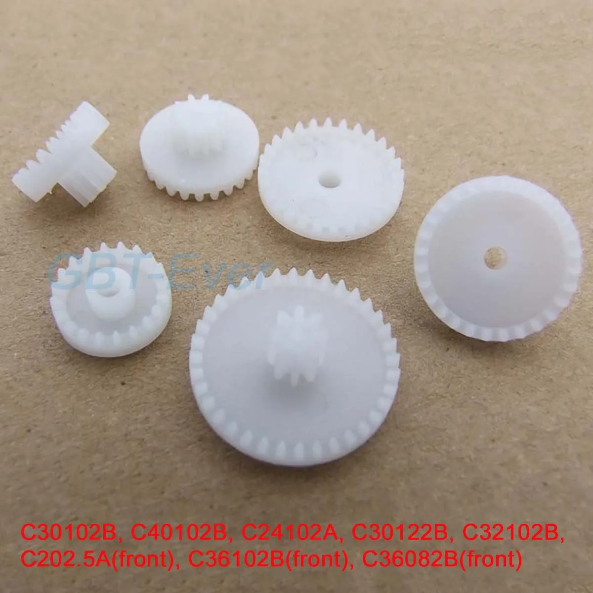 

20Pcs 0.5M Plastic Gear 20/24/30/32/36/40 Teeth Crown Gear 2mm/2.5mm Hole DIY Toy Parts Accessories Reduction Gears Pinion