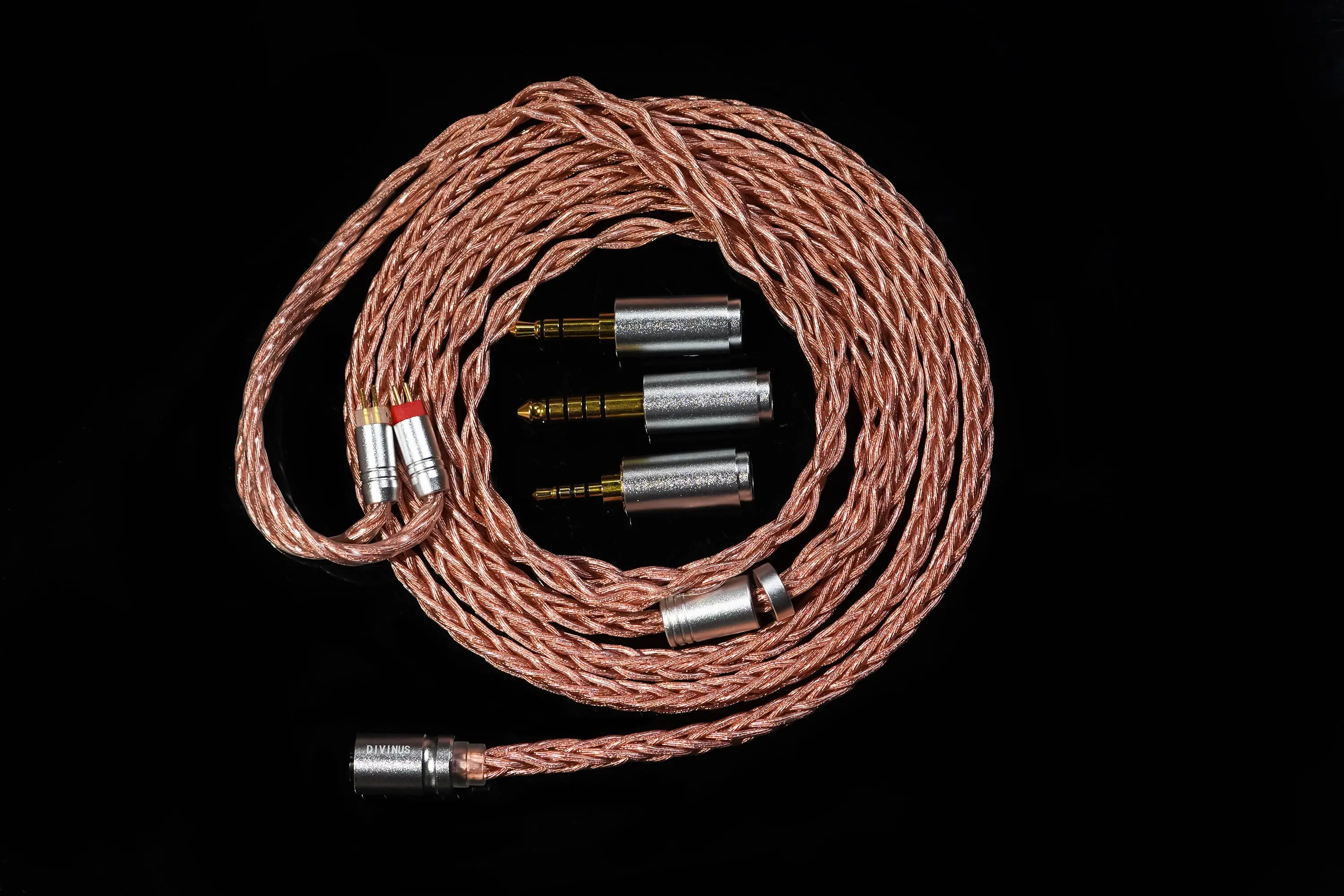 Divinus ARUM 7N OCC 8 Core Earphone Cable with 2Pin 0.78 / MMCX-2.5 /3.5 / 4.4