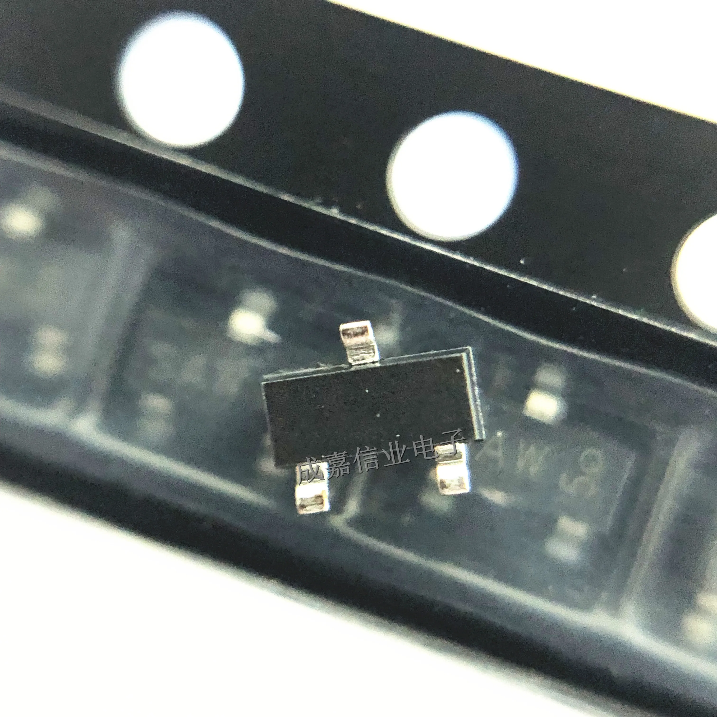 100pcs/Lot BSS123 SOT-23-3 MARKING;SAW Trans MOSFET N-CH 100V 0.15A 3-Pin Operating Temperature:- 55 C-+ 150 C