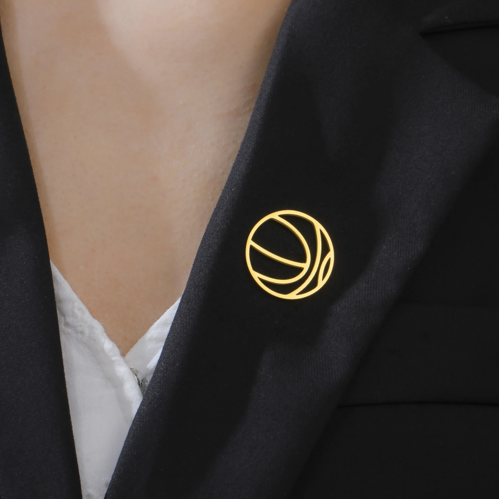 1pc Volleyball Shaped Brooch Exquisite Design Sports Style Clothing Accessories Volleyball Enthusiast Collection Jewelry