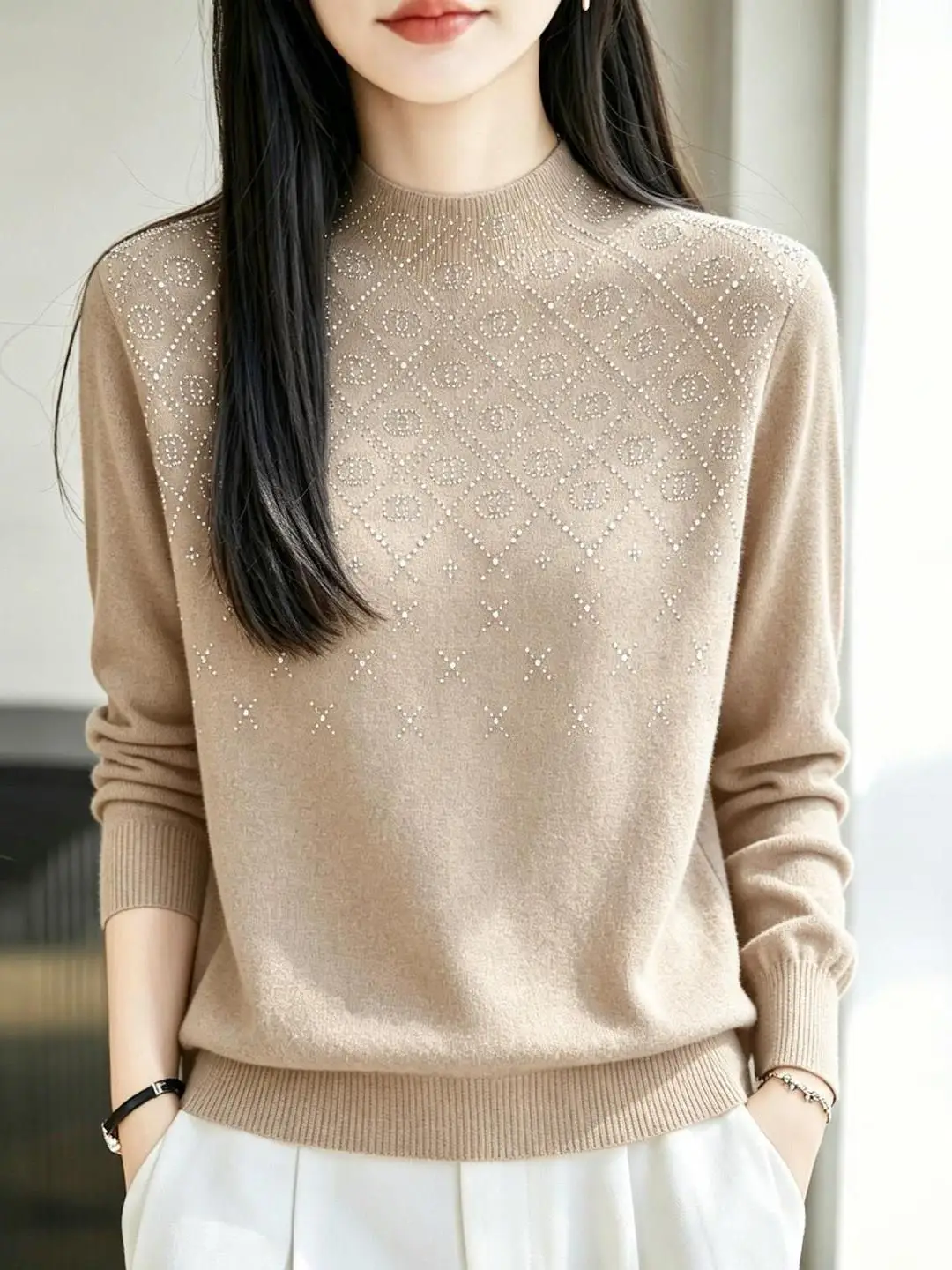 Elegant Heavy-Duty Sparkling Diamond Half-High Neck Knitted Sweater Women's Fashionable Long Sleeve Base Shirt New Arrival