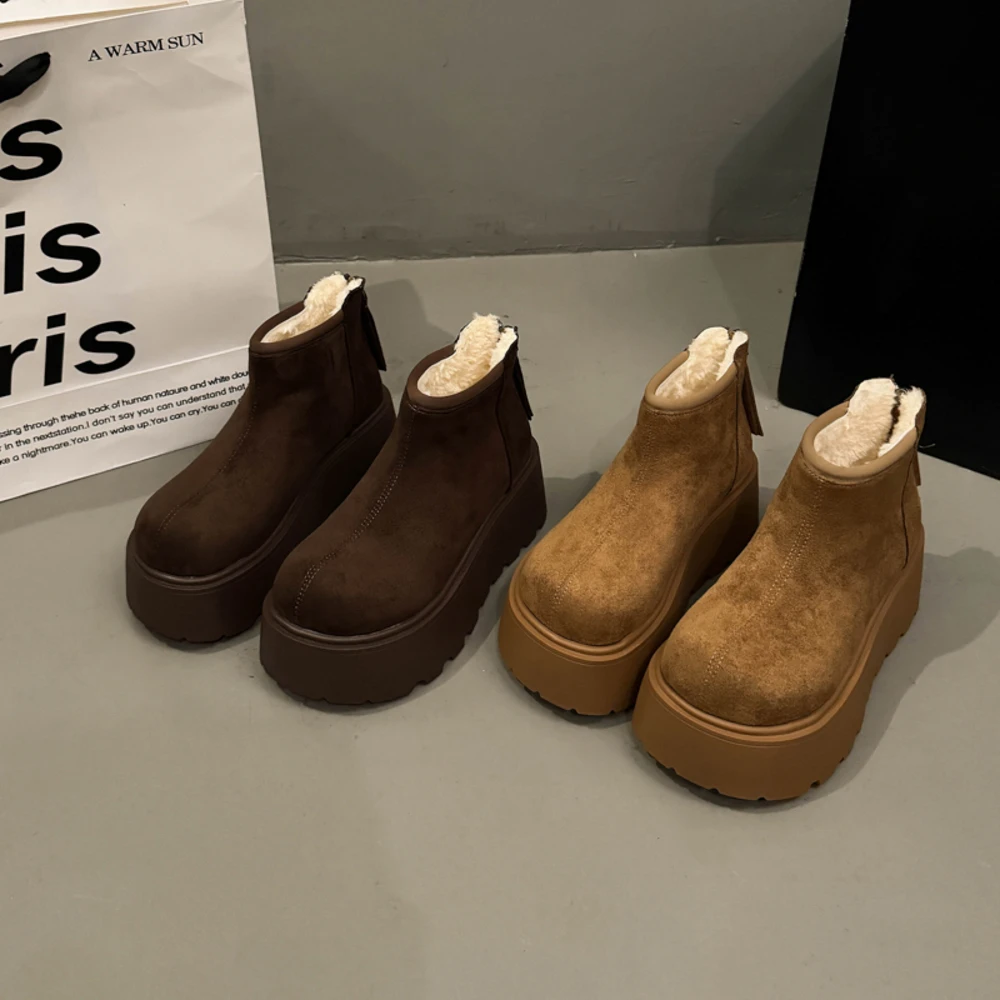 

Casual Fashionable Thick Bottom Snow Boots Lightweight Cotton Boots Women's Shoes Heightening Short Boots Autumn Winter