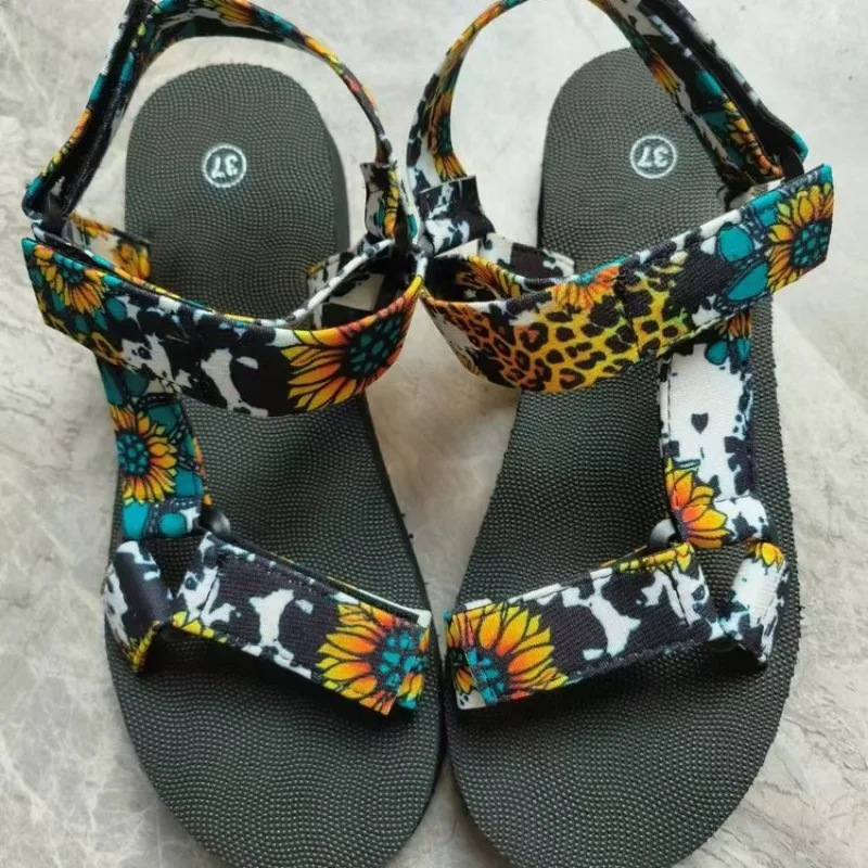 Women Flats Sandals 2024 New Summer Comfortable Fashion Wedges Sandals Lightweight Casual Outdoor Beach Sandals Shoes for Women