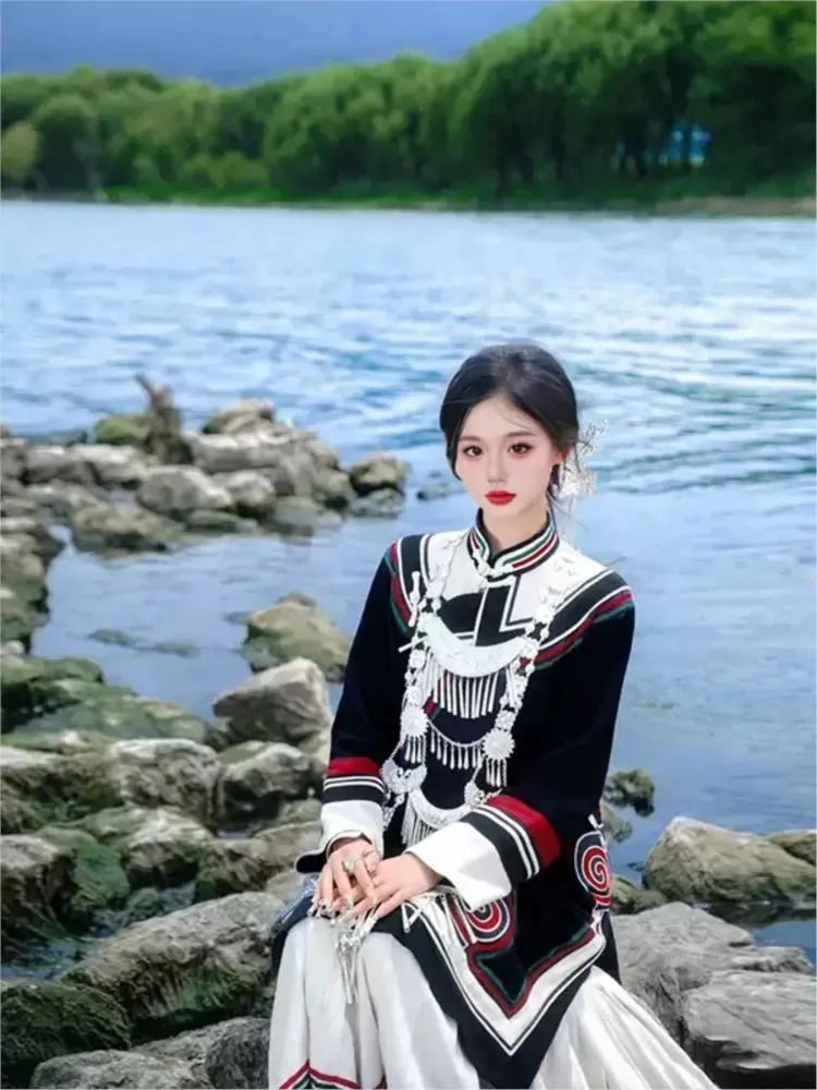 Geborduurde kleding van katoen en linnen voor dames om als bovenkledingoptredens, reisfotografie in buitenlandse landen te dragen