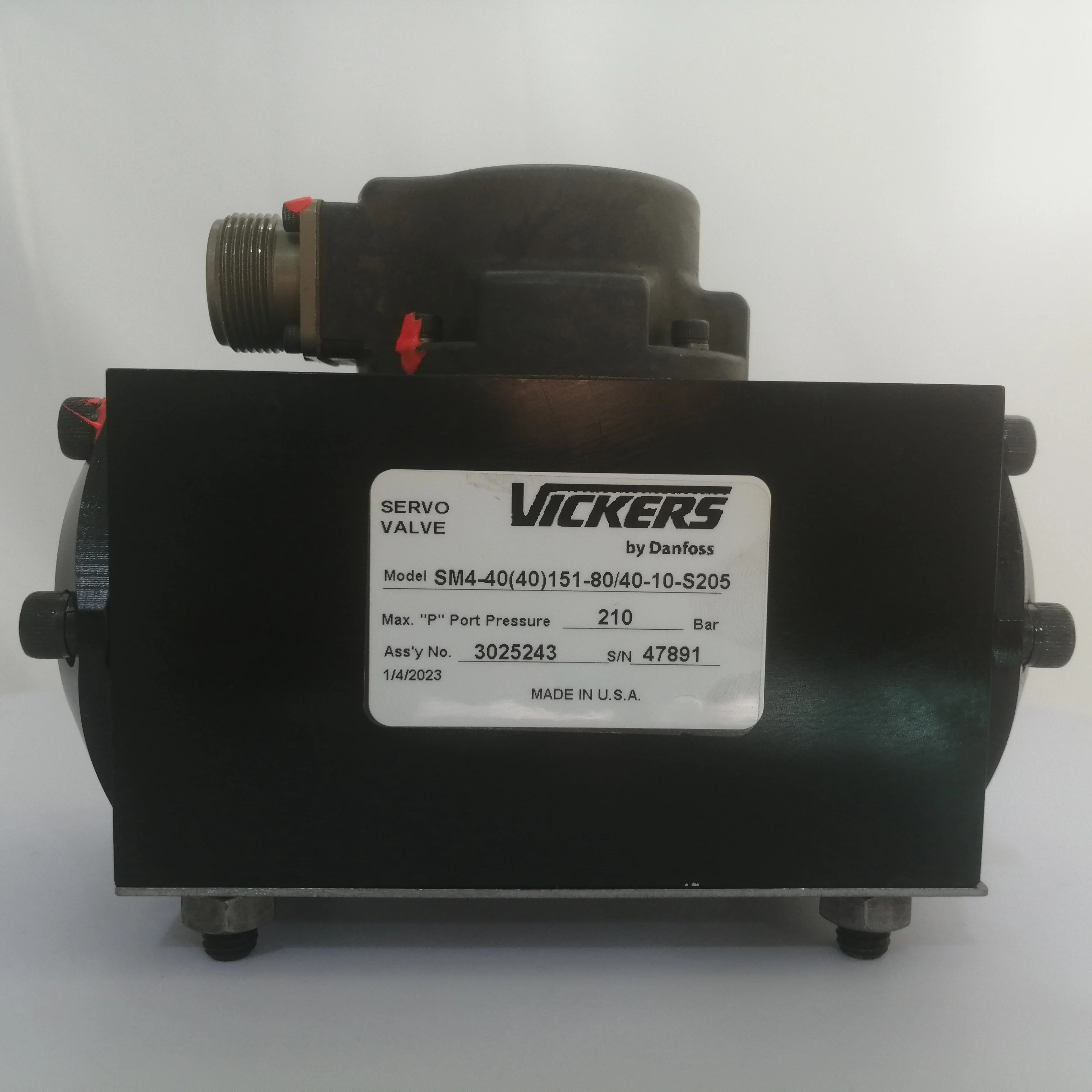 EATON VIKERS SERVO VALVE SM4-40(40)151-8040-10-S205