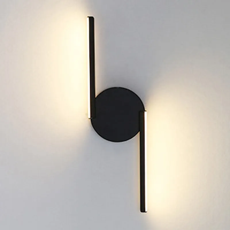 Applique Murale Moderne et Minimaliste en Noir et Blanc, Luminaire Décoratif d\'Nik, Idéal pour un Salon, une Chambre à Coucher, un Hôtel, un