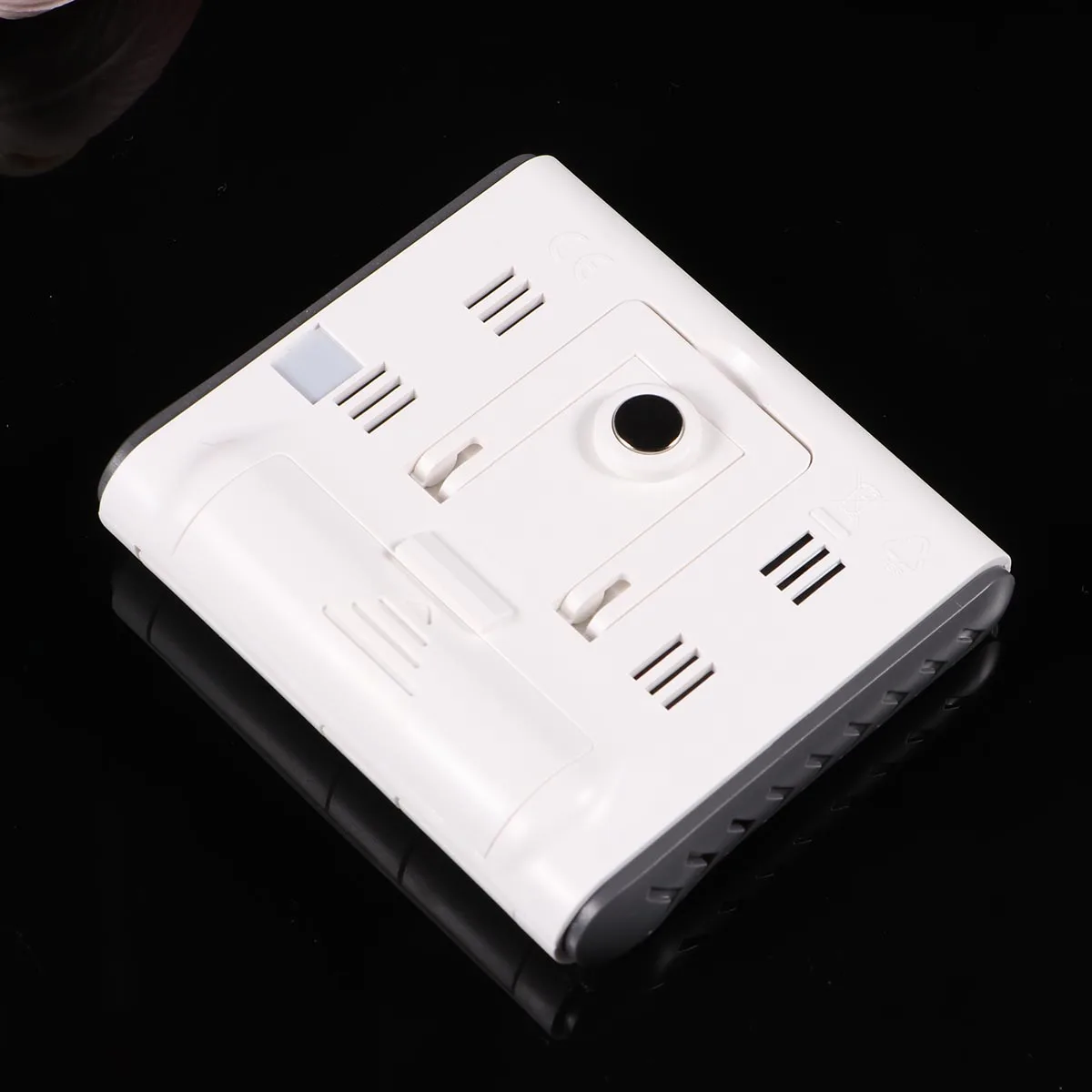

Digital Kitchen Timer Large LCD Display Loud Alarm Cooking Countdown Scheduling Activities Deadlines Reminder Desktop Clock