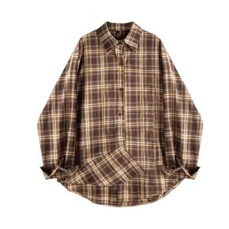 Roupa estilo Academia da moda outono com um conjunto completo de tops de estilo redutor de idade, camisas xadrez em camadas e meia saia