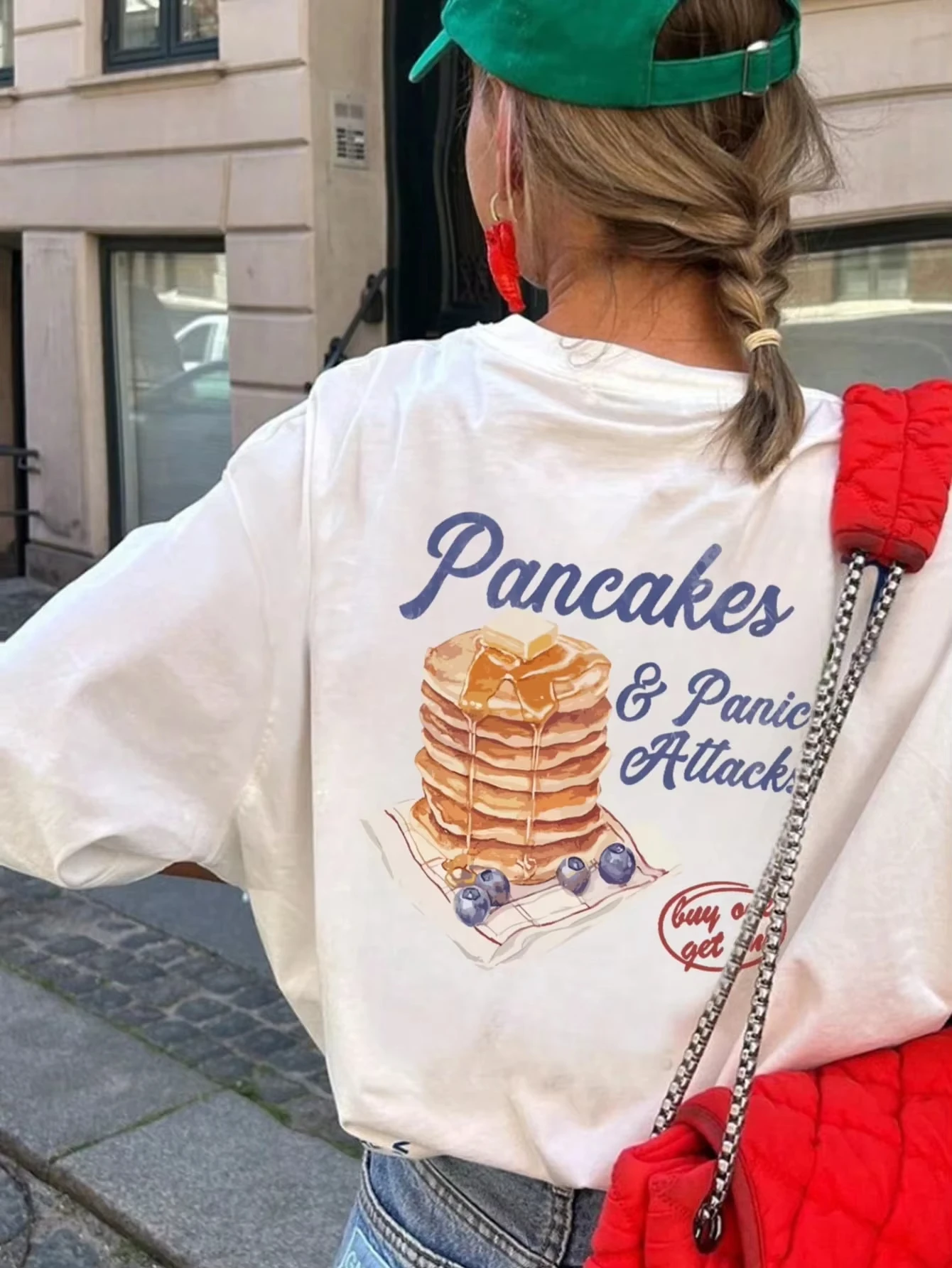 

Blueberry Cream Butter Cake Print T-Shirt Vintage Pancakes Cotton Graphic Tees Round Neck Y2k Trendy Short Sleeve Top for Women