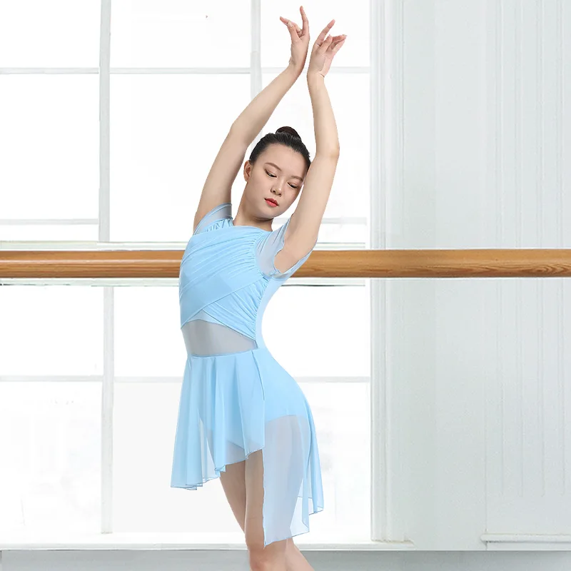 فستان رقص حديث غنائي للنساء مع شبكة غير متماثلة عالية ومنخفضة متجنبة وأسفل بطانة ناعمة من الخلف زي رقص الباليه