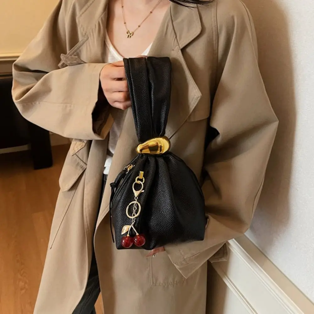 Pochette in PU con motivo Lichee in tinta unita Ciondolo in ciliegia Borsa da sera per feste di grande capacità Portamonete in stile coreano