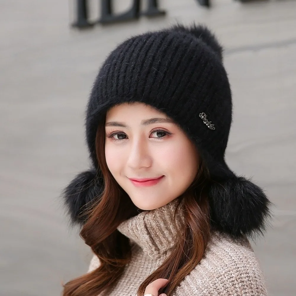 

Thickened Warm Knitted Hat Breathable Comfortable Fur Pompom Beanies Hat Solid Color Ear Protection Pullover Hat Women