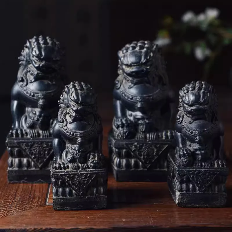 Carved Chinese Lion Figure, Couple Antiquity, Office, Home, Table Decoration