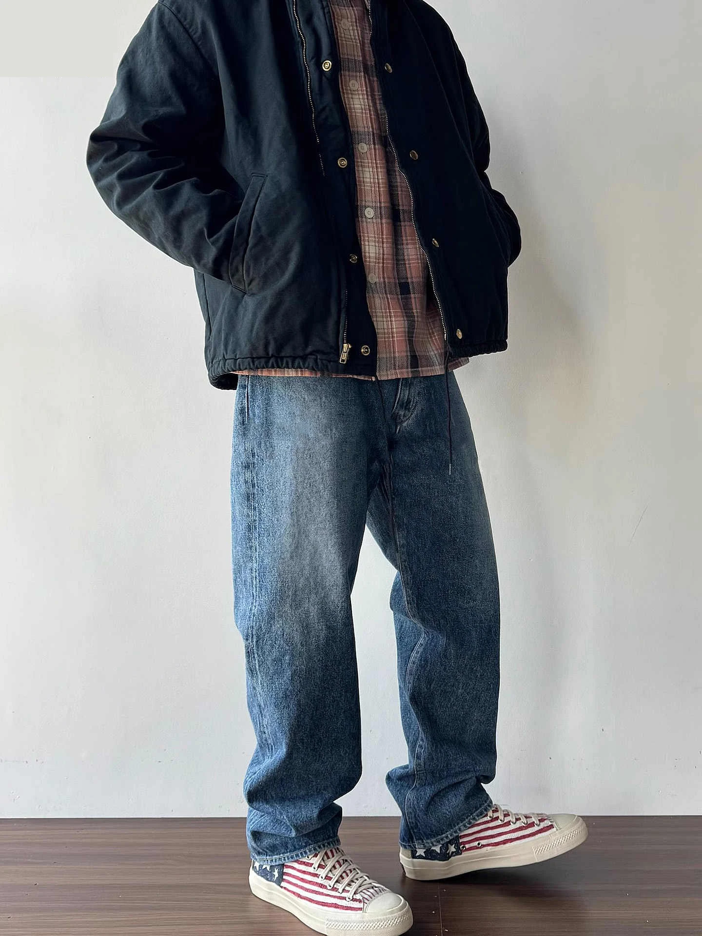 

Kaptain Sunshine Japanese Retro Snowflake Washed Denim Jeans Men's Loose Casual Pants