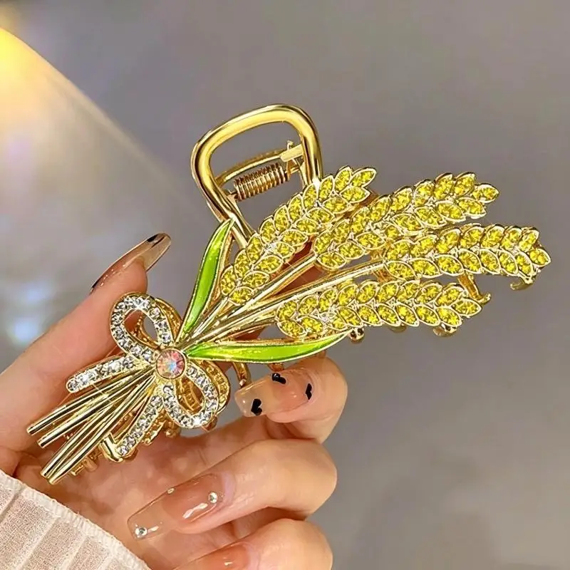Haarklammer im Weizenähren-Design mit glänzenden Strasssteinen, starker Halt für den täglichen Gebrauch, Partys, Hochzeiten und formelle Anlässe. – Detail 4