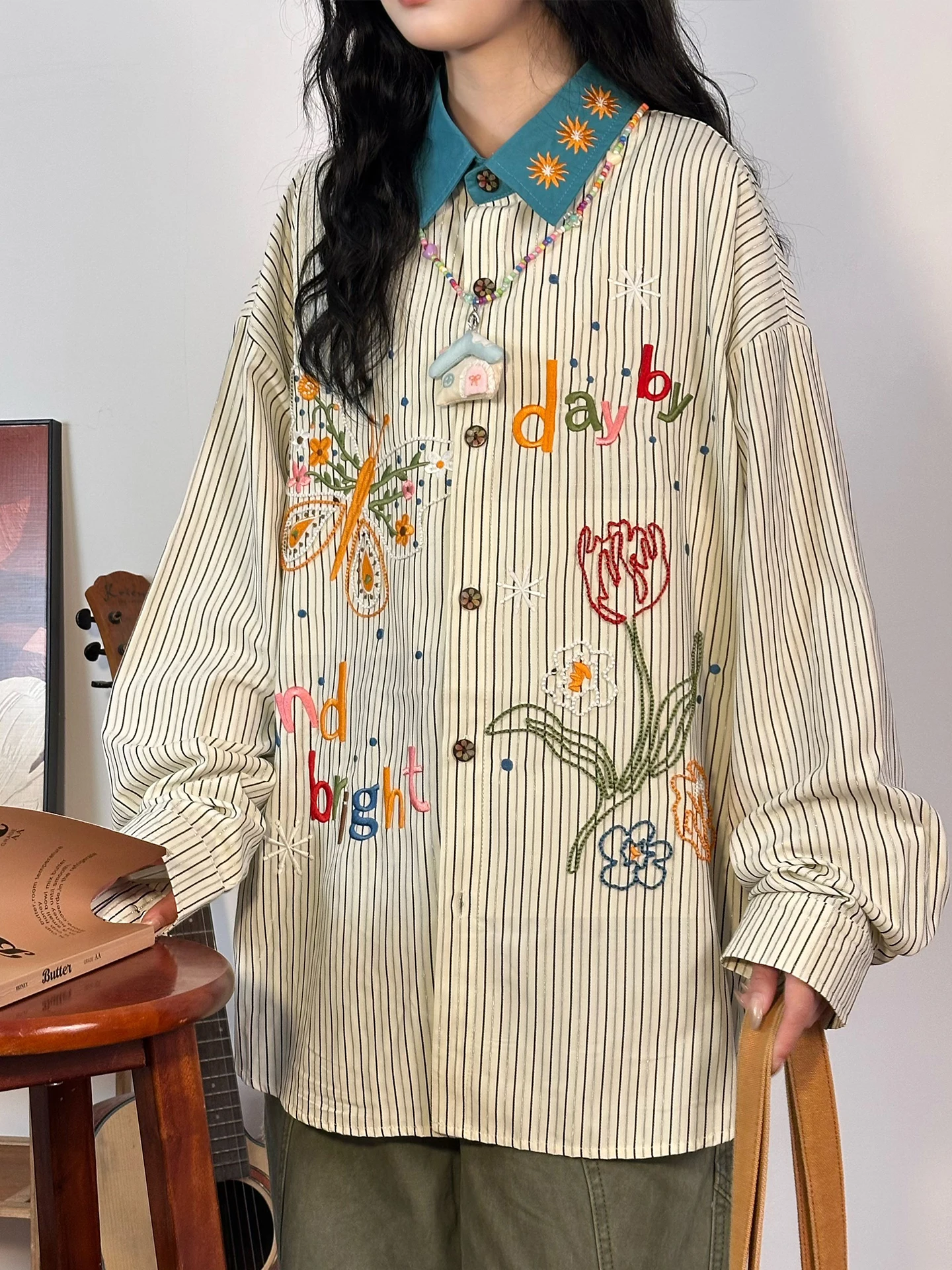 

Original Early Autumn Floral Embroidery Patchwork Long Sve Casual irt Women's Loose Fit Cotton Polyester Blend Button up