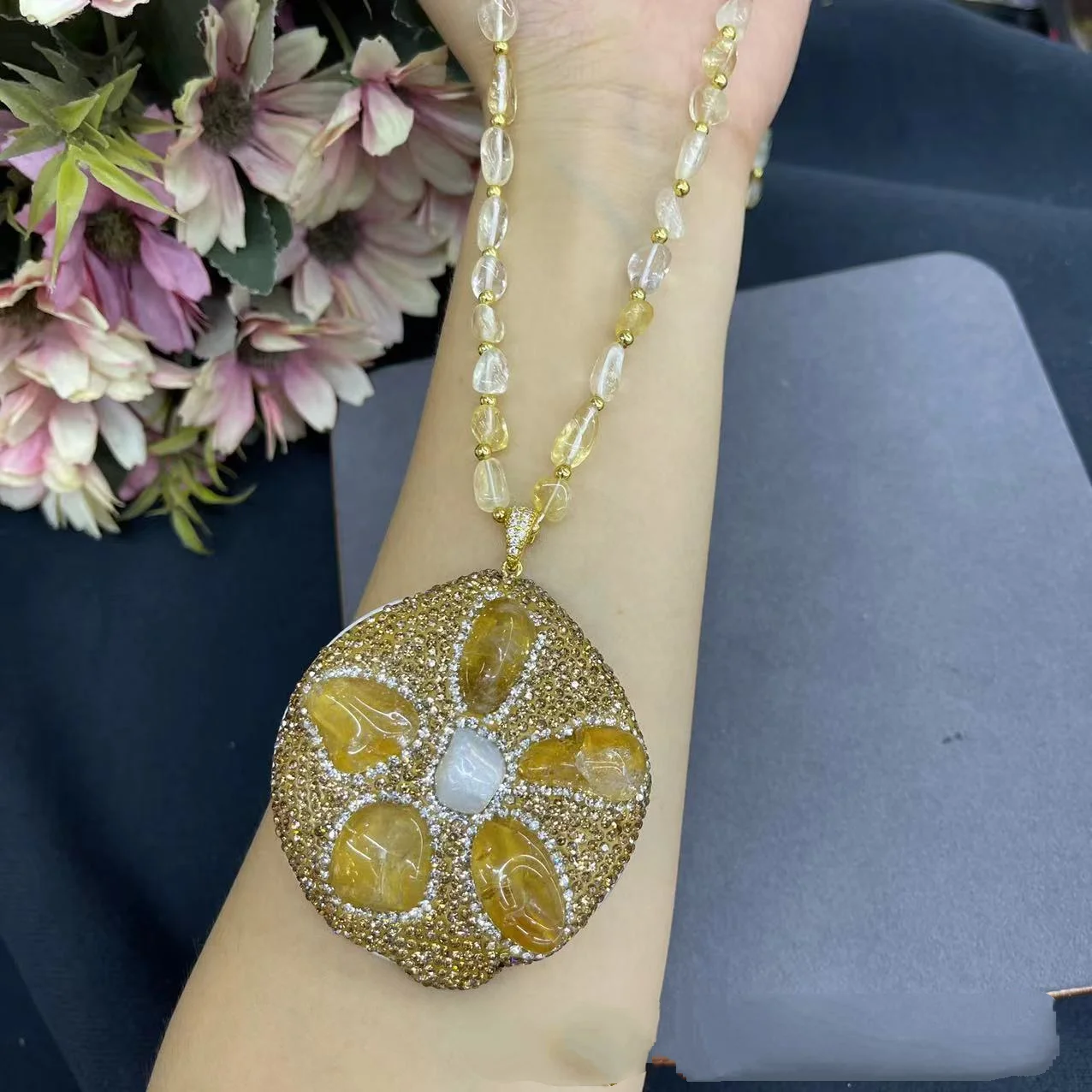 

Natural Yellow Crystal Citrine Jewelry Set for Women Pearl Inlaid Necklace Bracelet Rings Earrings Natural Stone Fashion Party
