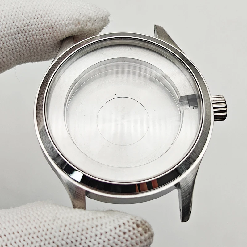 

Trendy Exquisite Fashionable 40mm 316L Stainless Steel Watch Case Screw-In Watch Accessories Suitable For 8215/2813 Movements