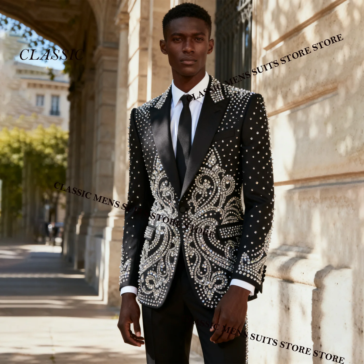 

Luxury Tuxedos Men Suits Sparkling Diamond Decoration Peaked Lapel Groom 2 Pieces Set Wedding Male Prom Blazers suits Customized