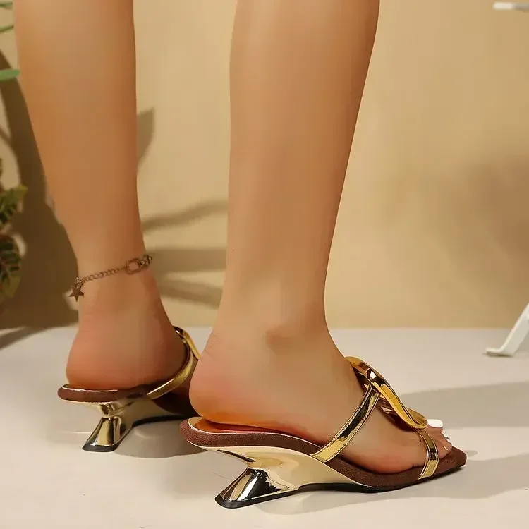 Sommerliche Neue Eckige Zehenpartie Bequeme und Elegante Hochhackige Pantoletten Modische und Beliebte Sexy/Lässige Damenslipper – Detail 9