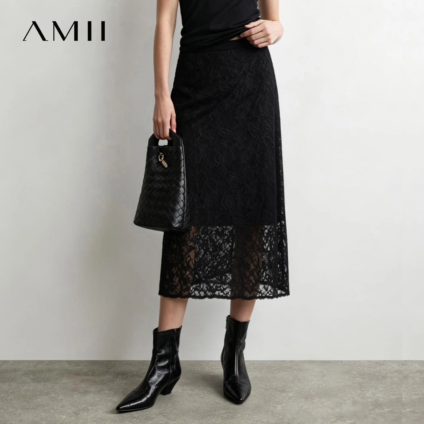 Amii 2026 Autumn New Skirt for Women Fashion Velvet Splice Paisley Lace Midi Skirt Split Straight Casual Woman Clothing 12643057
