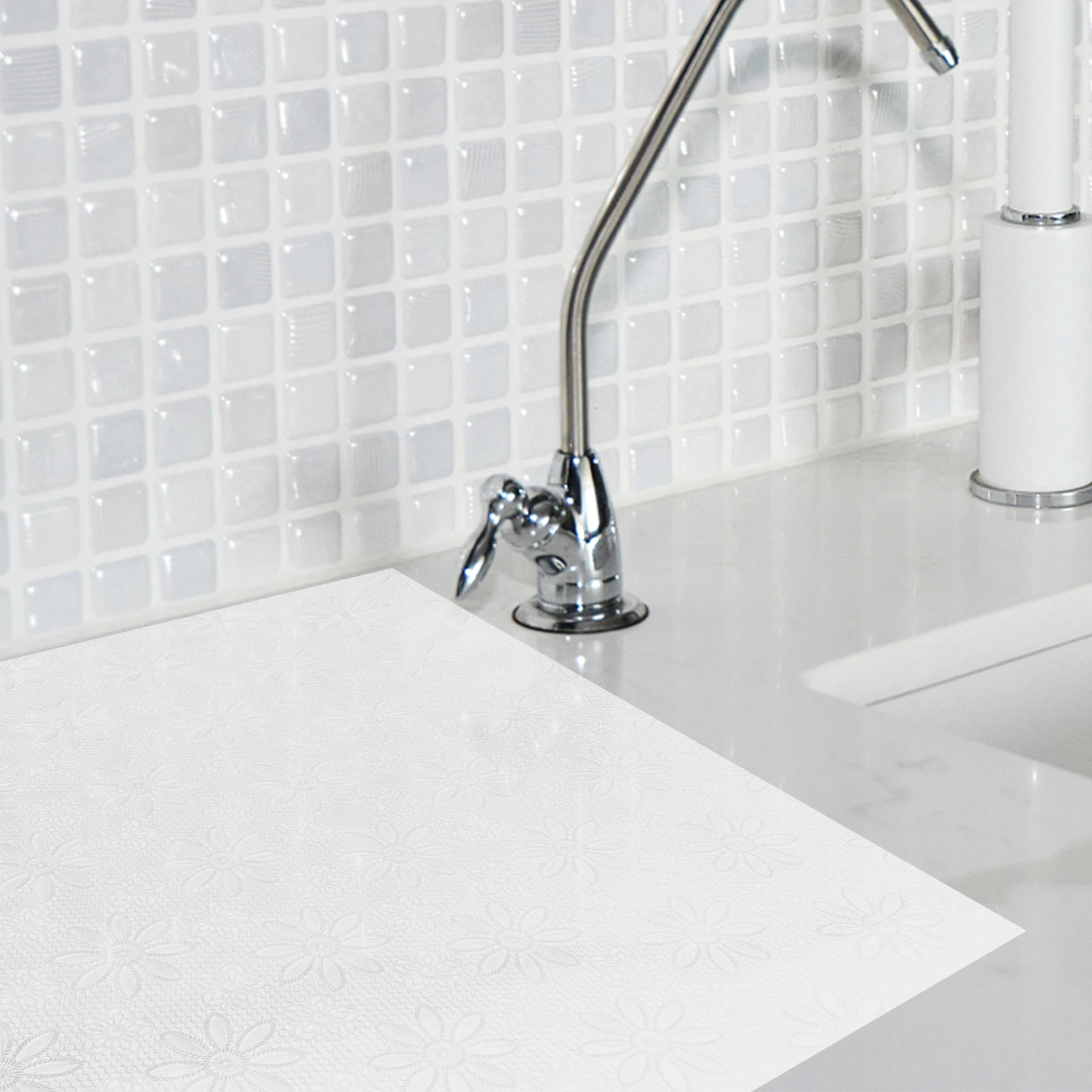 

Thickened Eva Embossed Nonslip Kitchen Countertop Mat Transparent Oilproof Cabinet Shelf Liner Multifunctional Cuttable Design