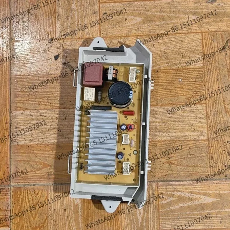 

EWF12903WB для стиральной машины Electrolux BD6275C, плата управления частотным преобразователем (демонтированная, б/у, старая плата)