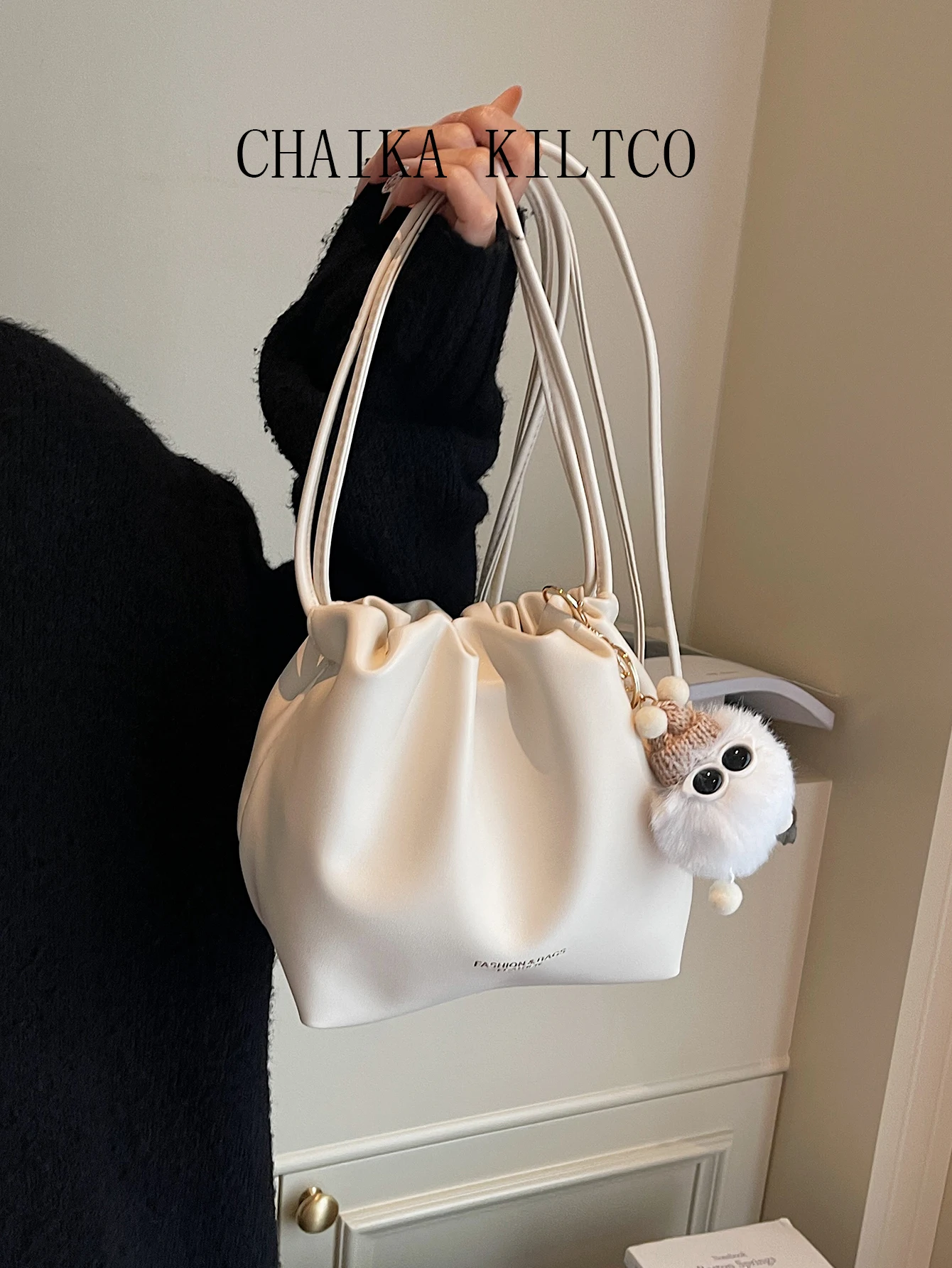 

CHAIKA KILTCO 2025 new crossbody small bag, women's drawstring pleated shoulder bag, textured commuting solid color bag