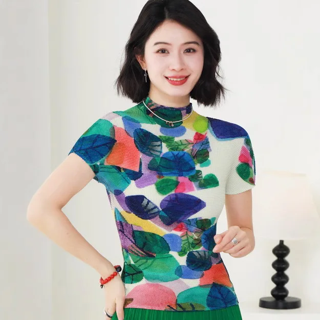 

Miyake 2025 Spring New Crew Neck T-shirt Pleated Corn Kernels Tofu Grid Fashion Printed Commuter Versatile Short-sleeved Top