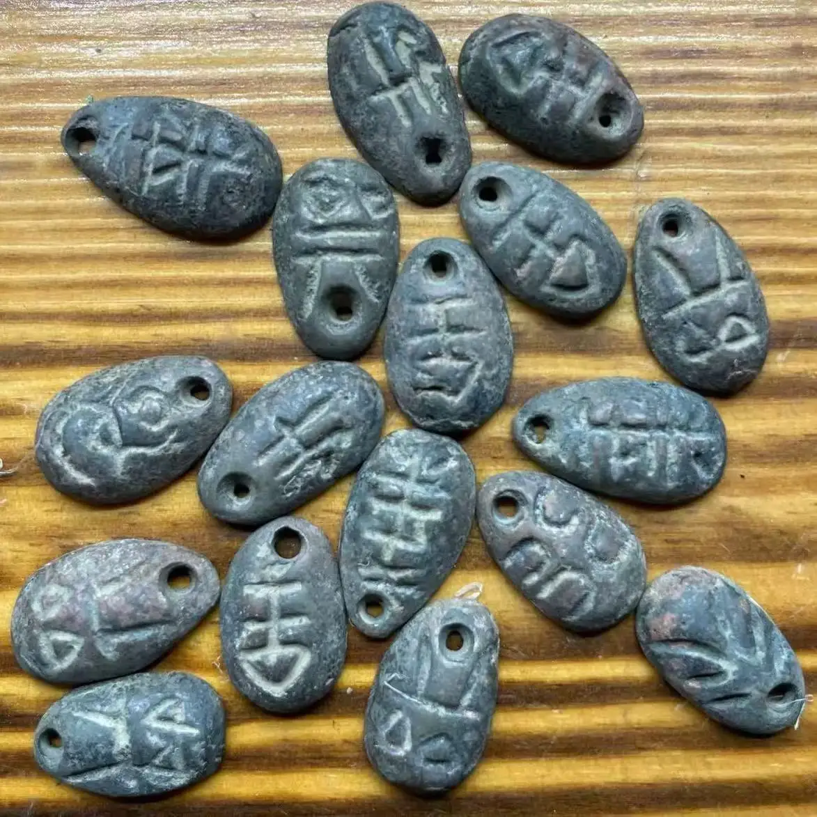 Old Ghost Face Coin Ancient Copper Coins for Collection Pre Qin YiBi Coin Collectible