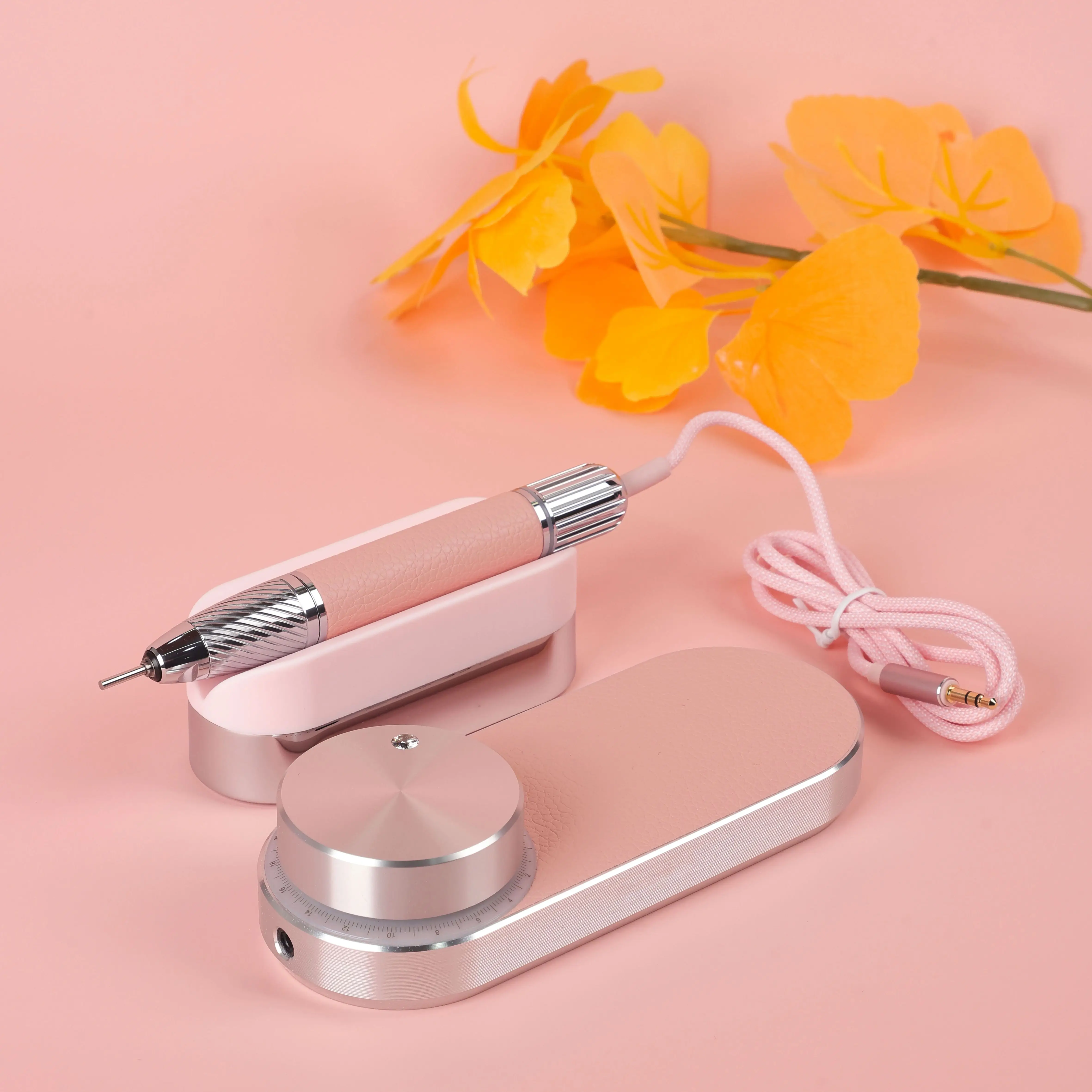 LAMWO DAICHONG Nagelstudio, leicht, wiederaufladbar, Nagelbohrfeilenmaschine für Maniküre, Pediküre, Schwarz