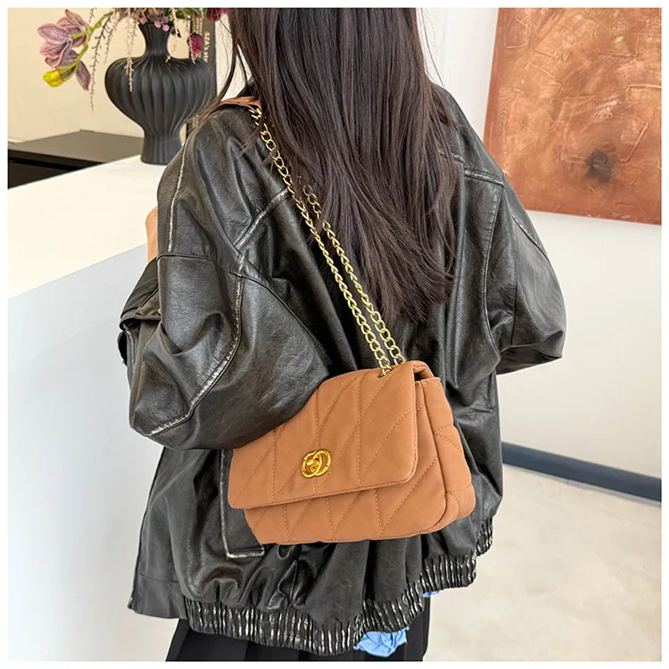 Tas Selempang Rantai Berlapis |   Tas Selempang Kulit Matte Gaya Vintage untuk Wanita, Tas Selempang & Ketiak yang Luas