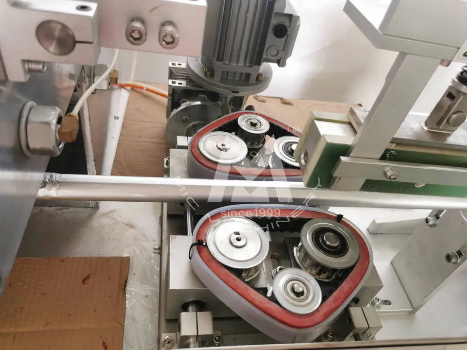 Automatische 600 ml weiche MS Polyurethan-Klebemaschine für Wurstdichtmittel aus Silikon