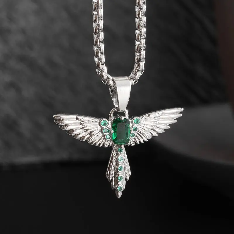 Exquisite Green Zircon Angel Wings Bird Pendant Necklace Men Women Personality Punk Trend Charm Jewelry Gifts