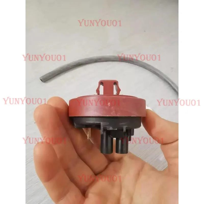 1pcs High Quality COW Milking Parlor Water Level Sensor Switch DL Liquid Level Detector Switch Action Water Level 50MM
