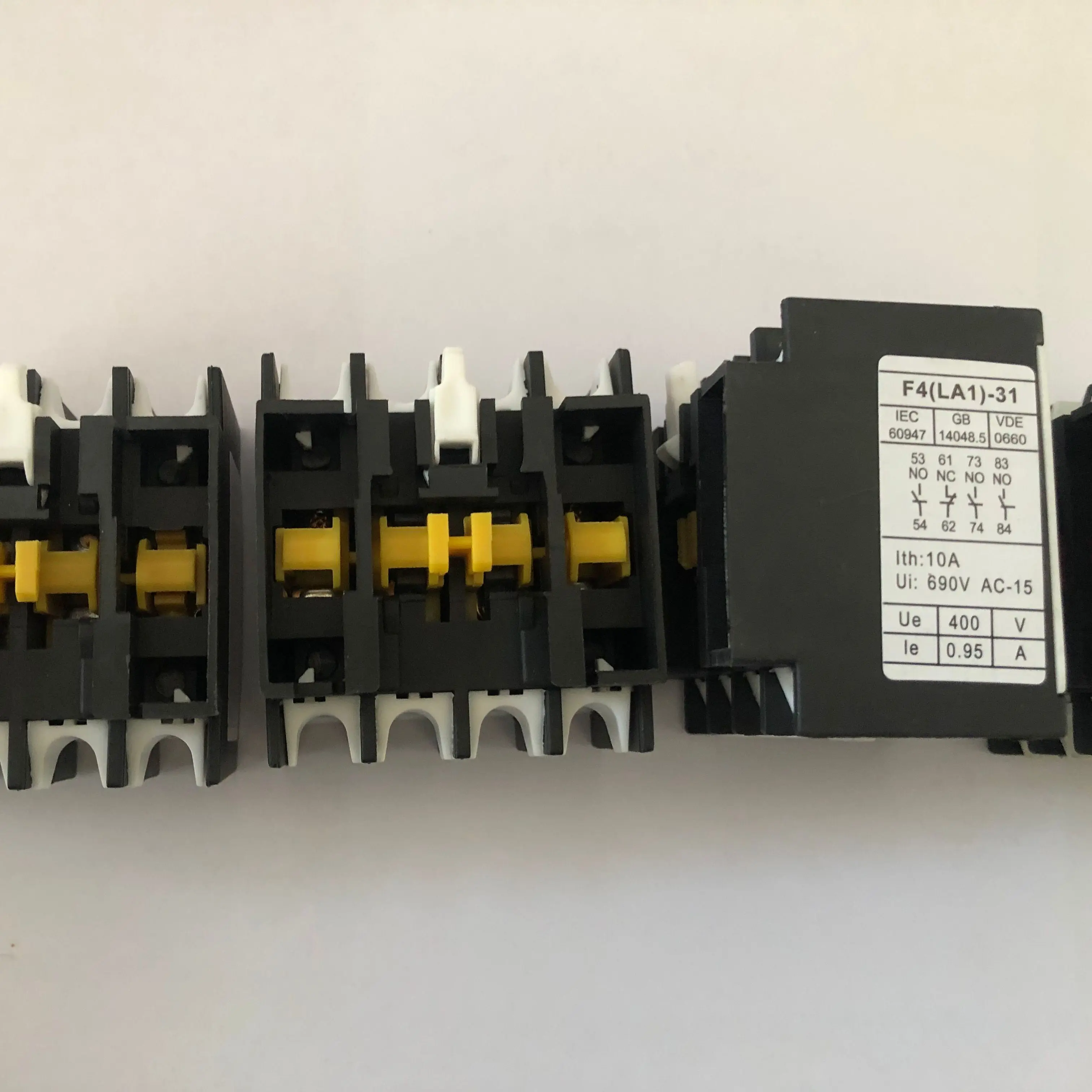 1PCS AC contactor CJX2 LC1 auxiliary contact Block F4-22 F4-13 F4-31 F4-40 F4-04 F4-11 F4-20 4 Poles