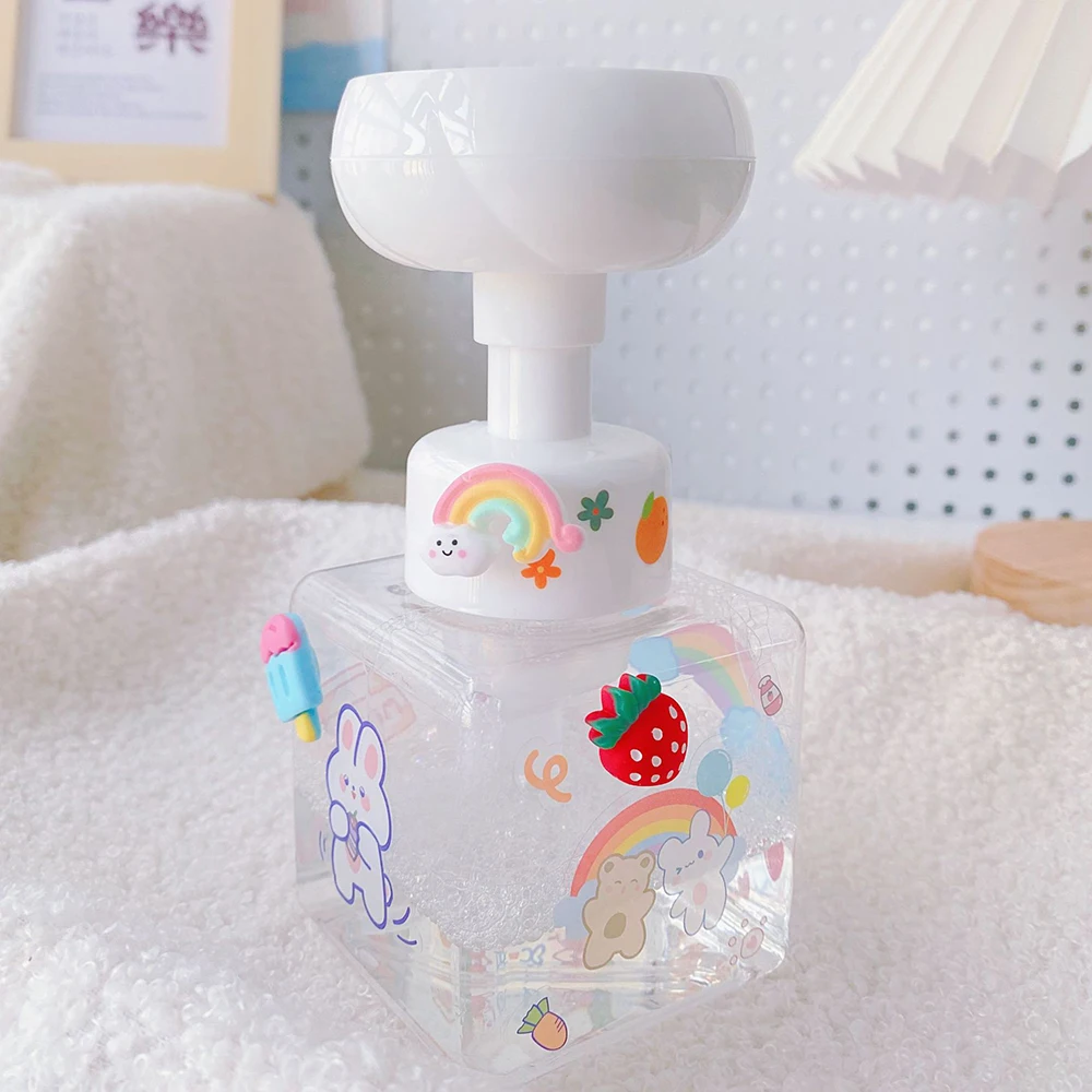 Flower Shape 250ml Flower Shape Foam Pump Plastic Square Hand Soap Shampoo Dispenser Bottle for Children 1PC