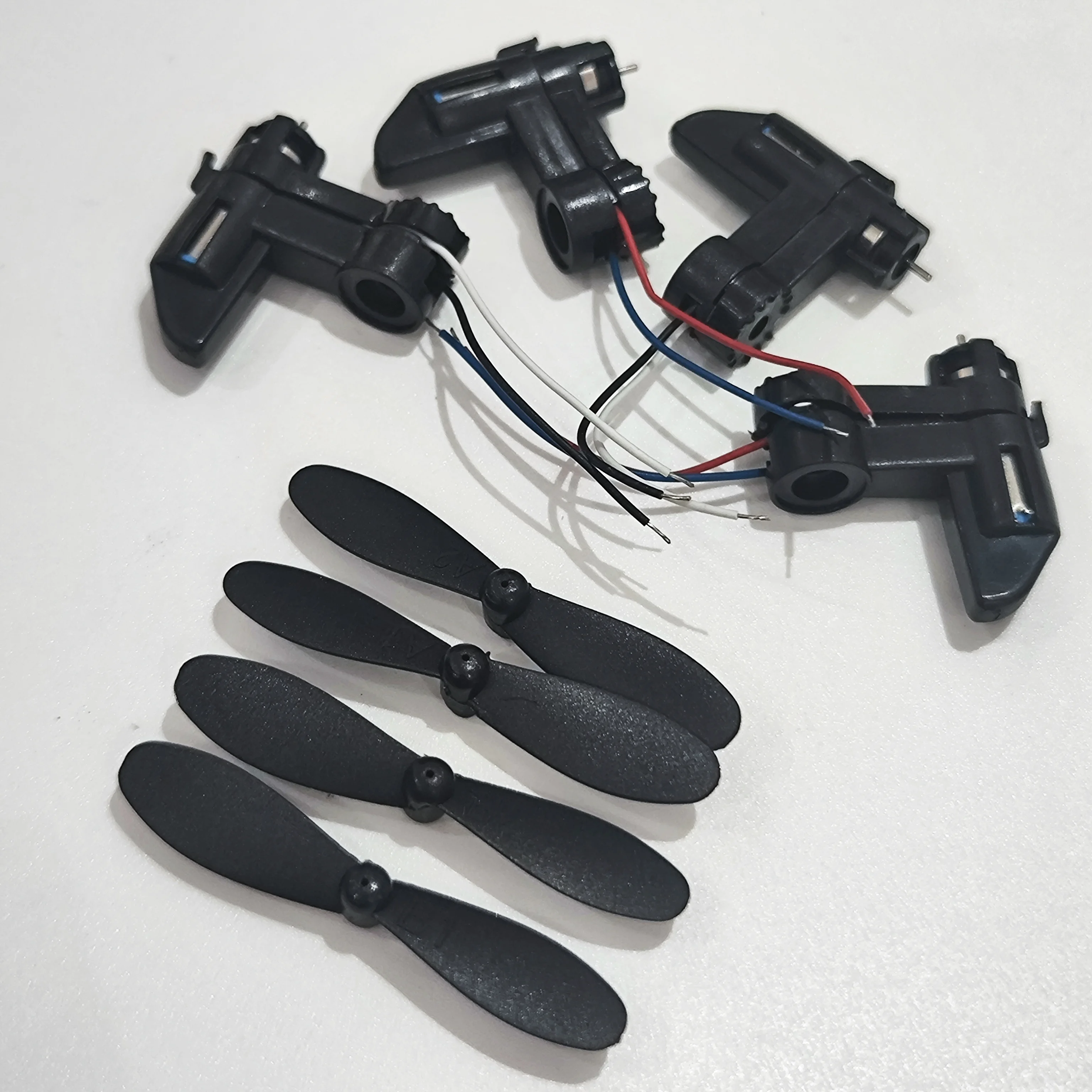 

4D-V2 Мини Складной Дрон Оригинальные Аксессуары Мотор Рычаг Лопасть Пропеллер Запасные части для 4DRC V2 RC Quadcopter