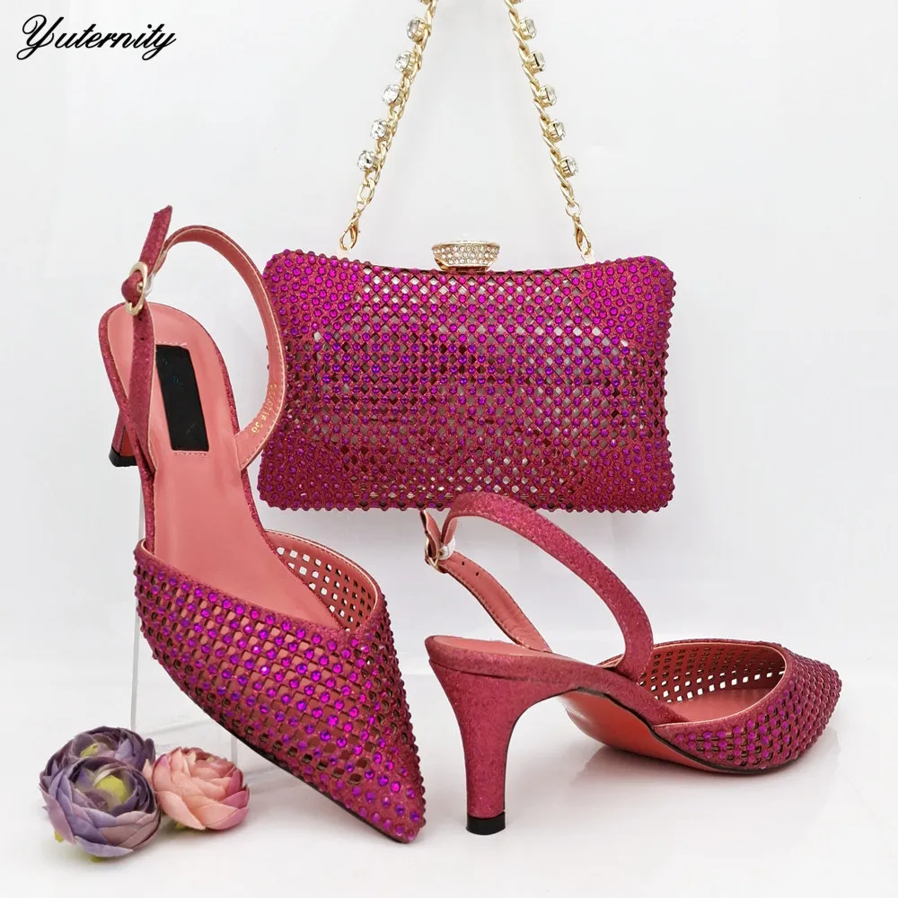 

Summer Fashion Rhinestone Ladies Sandals Wiht Bag Set For Wedding Dress New Arrival Fuchsia Color Sandal Shoes And Bag Set