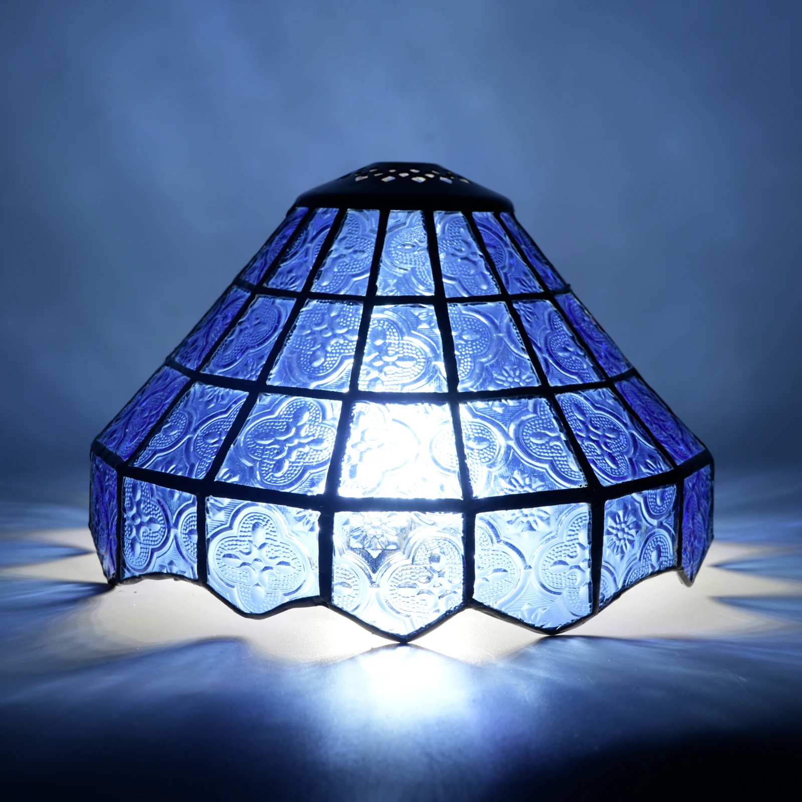 

Modern Glass Shade Lamp, Blue Floor Lampshade Replacement Vintage Bell Lampshade Light Accessories for Table Lamps Chandelier