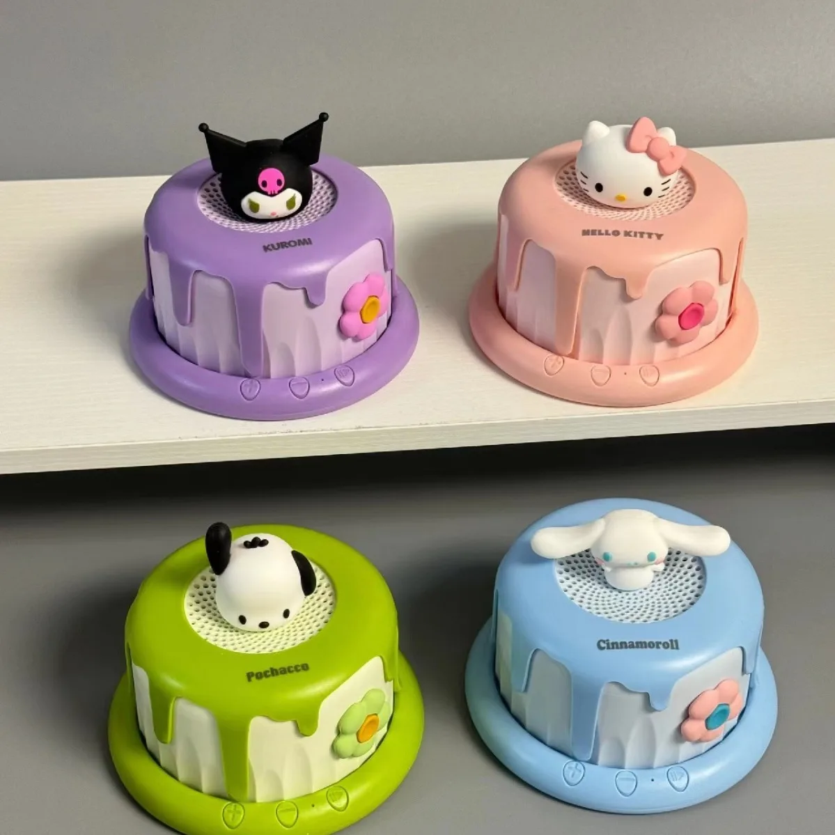 

Kawaii Sanrio Hello Kitty Wireless Bluetooth Speaker Kuromi Pochacco Cartoon Car Bluetooth Speaker Children's Birthday Gift